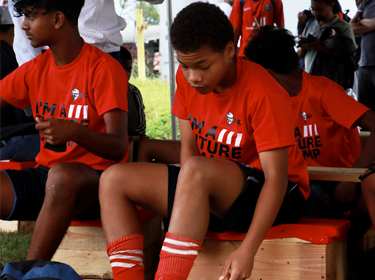 KFC rassemble 120 enfants autour du football !