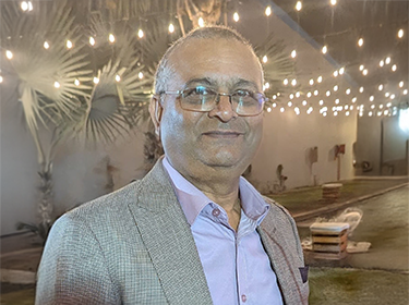 Prakash Dabee : Une aventure qui croustille depuis 33 ans